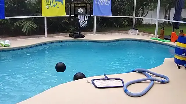 LauCamila – webcam model profile photo Image 6