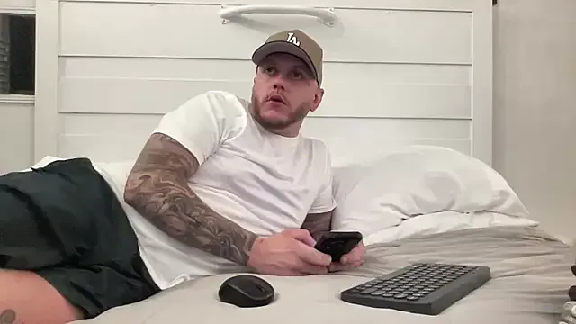 AmelieEdwards – webcam model profile photo Image 5