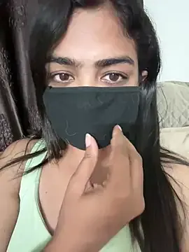 LaurenDwar – webcam model profile photo Image 9