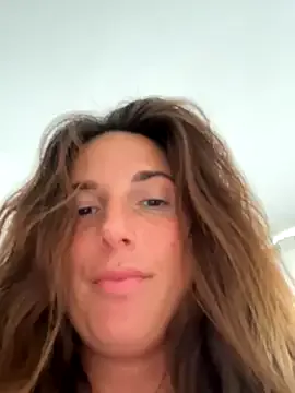 -SweetDi- – webcam model profile photo Image 17