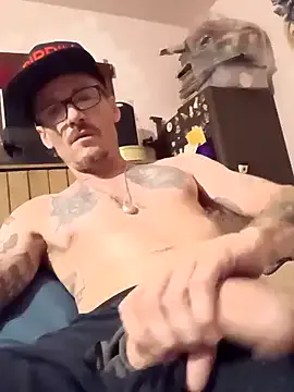 THUROBREED83 – webcam model profile photo