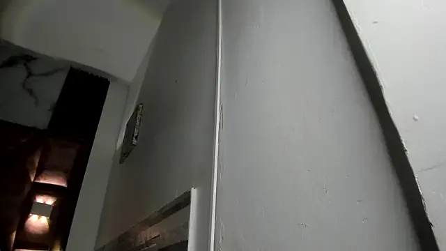 SweetAsHoneyWet4U – webcam model profile photo Image 16