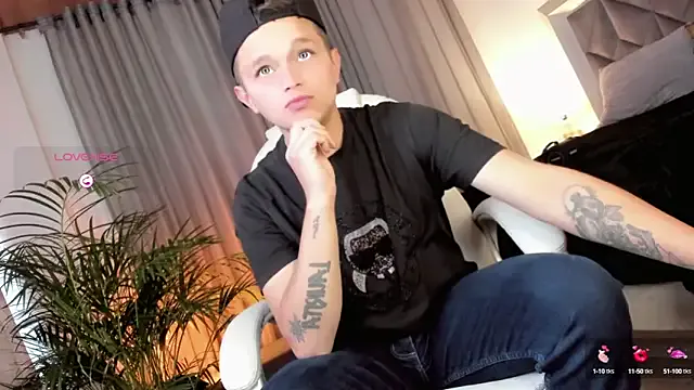 Latinadulcemami – webcam model profile photo Image 11