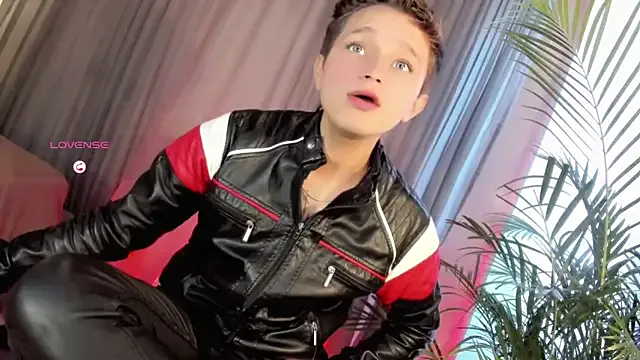 Latinadulcemami – webcam model profile photo Image 18