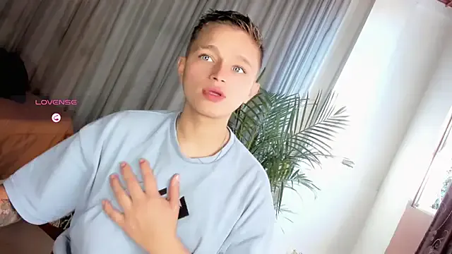 Latinadulcemami – webcam model profile photo Image 19