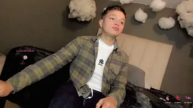 Latinadulcemami – webcam model profile photo Image 6