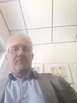 LunaHott42 – webcam model profile photo Image 11