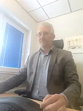 LunaHott42 – webcam model profile photo Image 12