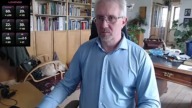 LunaHott42 – webcam model profile photo Image 3