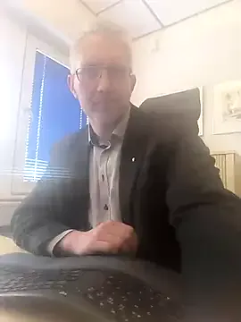 LunaHott42 – webcam model profile photo Image 7