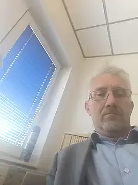 LunaHott42 – webcam model profile photo Image 9