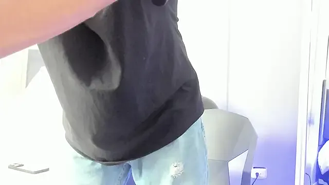 LailaDoll – webcam model profile photo Image 12