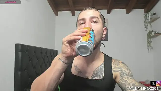 MistressIvyShow – webcam model profile photo Image 4