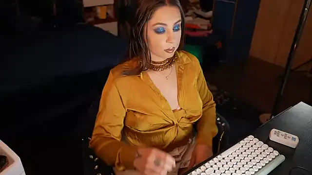 akamilasweetcm101 – webcam model profile photo Image 2