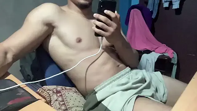 Latinadulcemami – webcam model profile photo Image 17