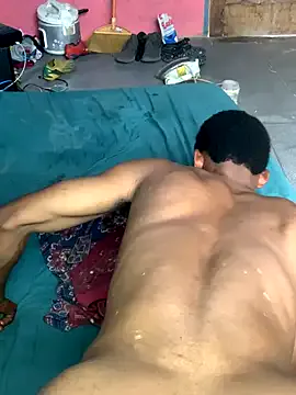 19xTHAxGOD – webcam model profile photo Image 13