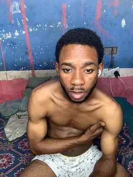 19xTHAxGOD – webcam model profile photo Image 9