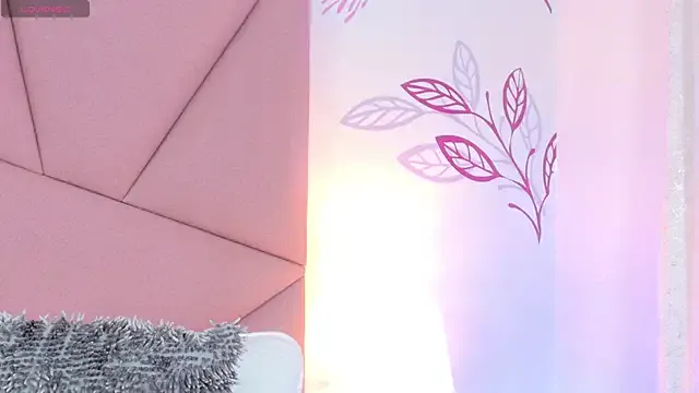 Sothisqueen – webcam model profile photo Image 10