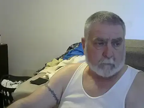 Latinadulcemami – webcam model profile photo Image 4