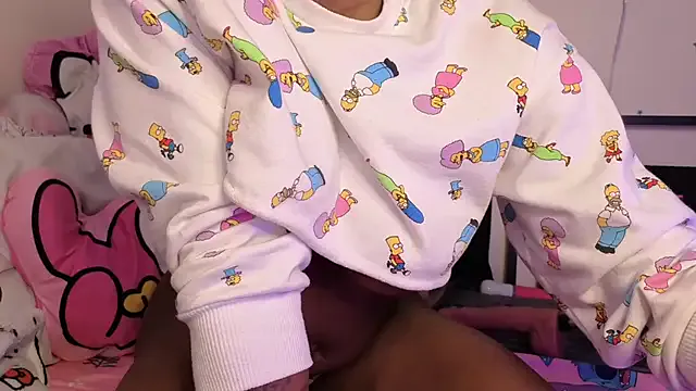 IORio2 – webcam model profile photo Image 11