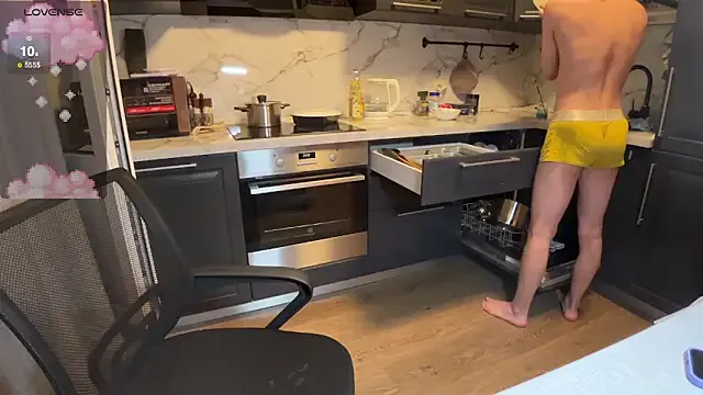 akamilasweetcm101 – webcam model profile photo Image 4