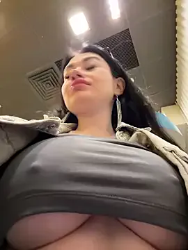 winter11 – webcam model profile photo Image 10