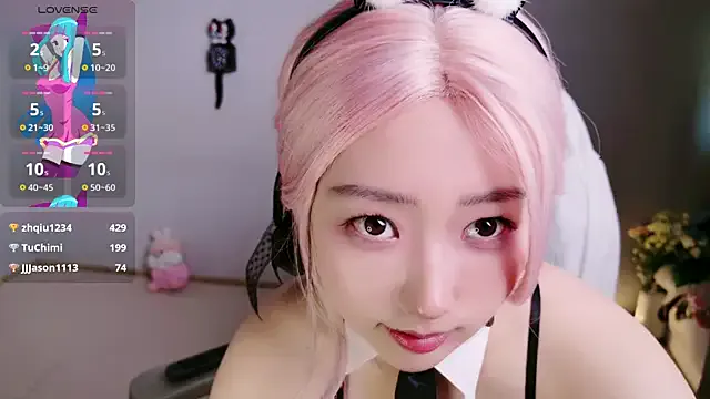 akamilasweetcm101 – webcam model profile photo Image 3