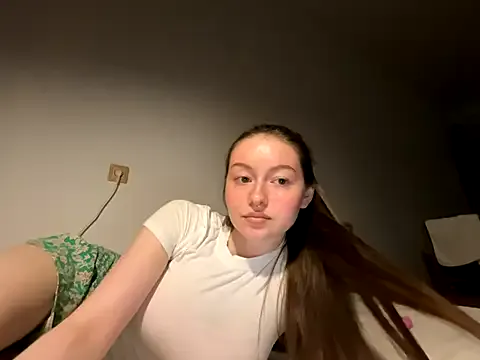 Titttonic88 – webcam model profile photo Image 9