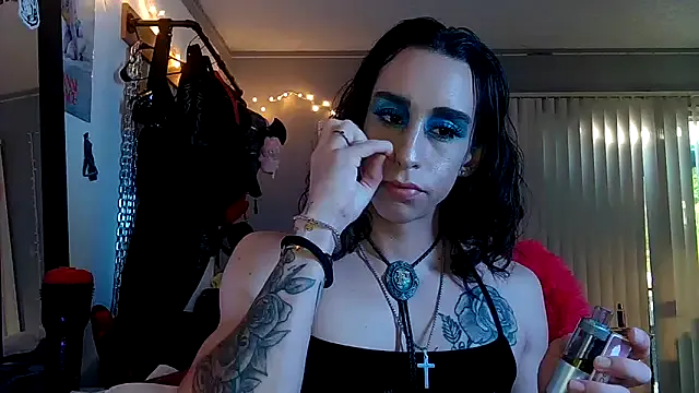 BlackSilkQueen – webcam model profile photo Image 4