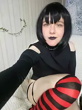 PrincessPlee – webcam model profile photo Image 8