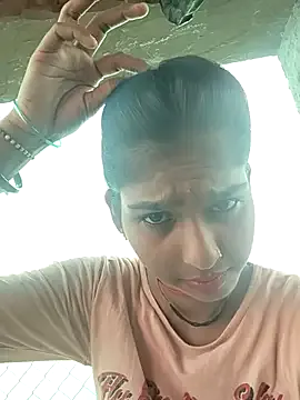 akamilasweetcm101 – webcam model profile photo Image 3