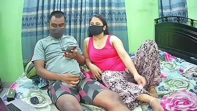 vlunaper18 – webcam model profile photo Image 16