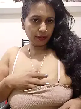 LaurenDwar – webcam model profile photo Image 10