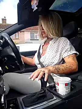 JeroHarper – webcam model profile photo Image 6