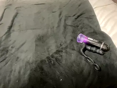 Cherrie_June – webcam model profile photo Image 2