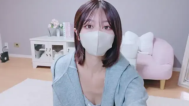 IvoryGrey – webcam model profile photo Image 12