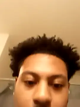 KateBae – webcam model profile photo Image 4