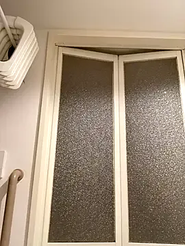 Red_Lola – webcam model profile photo Image 15