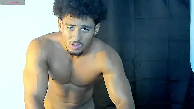 Ann_Sulu – webcam model profile photo Image 4